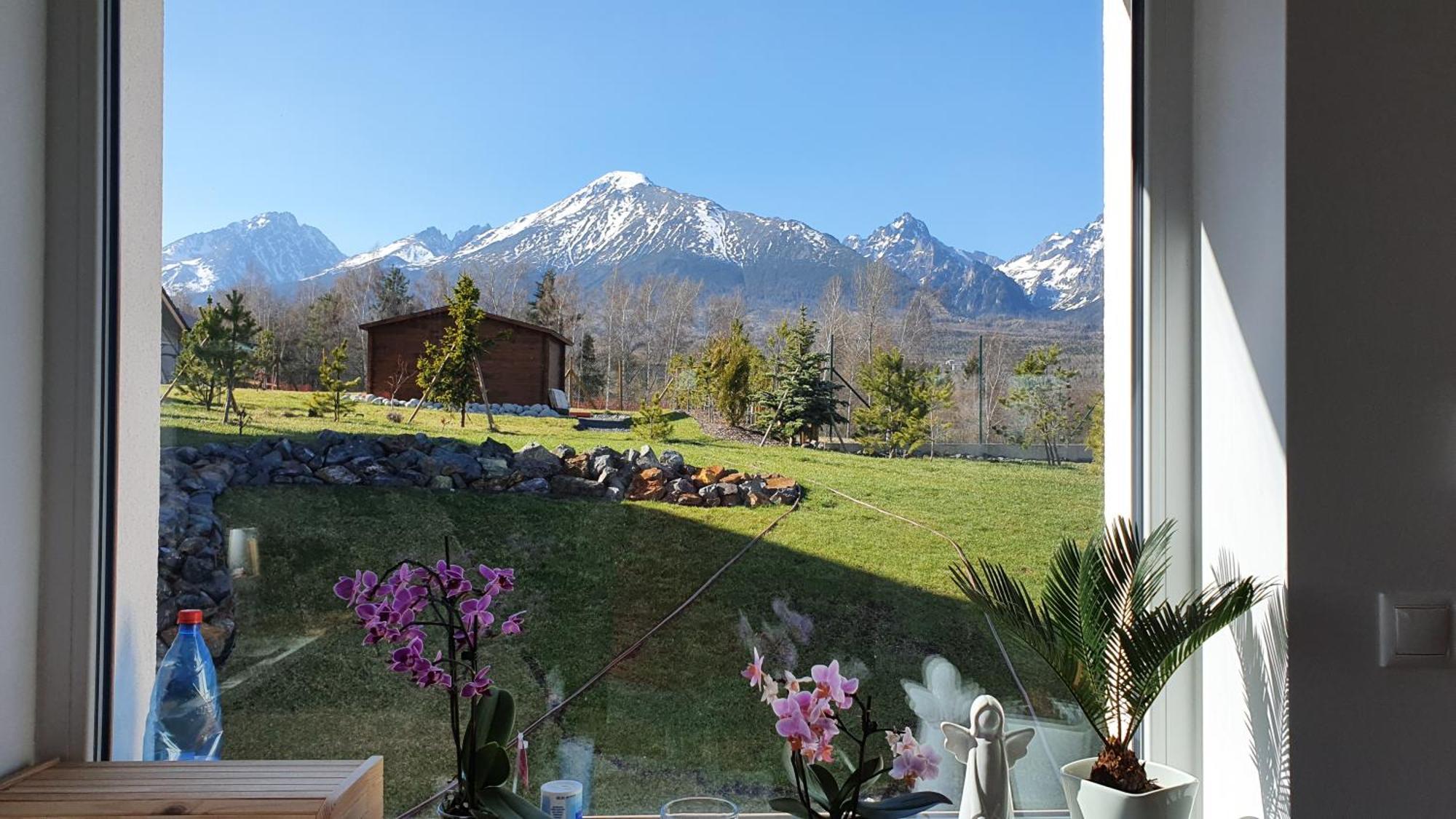 Vila Lesna House With A Garden 2 Minutes From The Center Of The Tatras โนวาเลสนา ภายนอก รูปภาพ